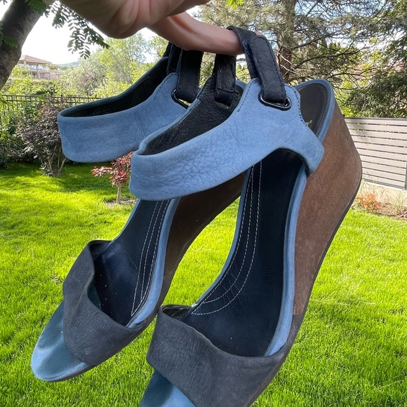 Camper size 40 wedge heel strappy blue suede sandals - Picture 5 of 9